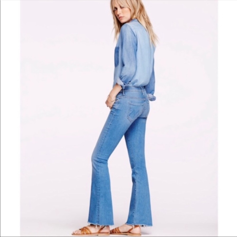 MOTHER High Waisted Weekender Distressed Blue Jeans